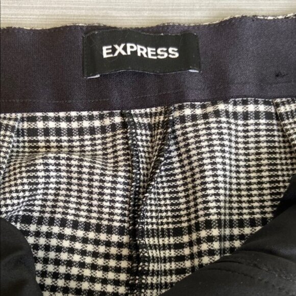 Express Women’s Size 4S Black & White Checkered Plaid Pants – Super High Rise - Picture 2 of 7